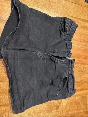 Women's Black Skinny Denim Shorts - High-Rise Casual Style